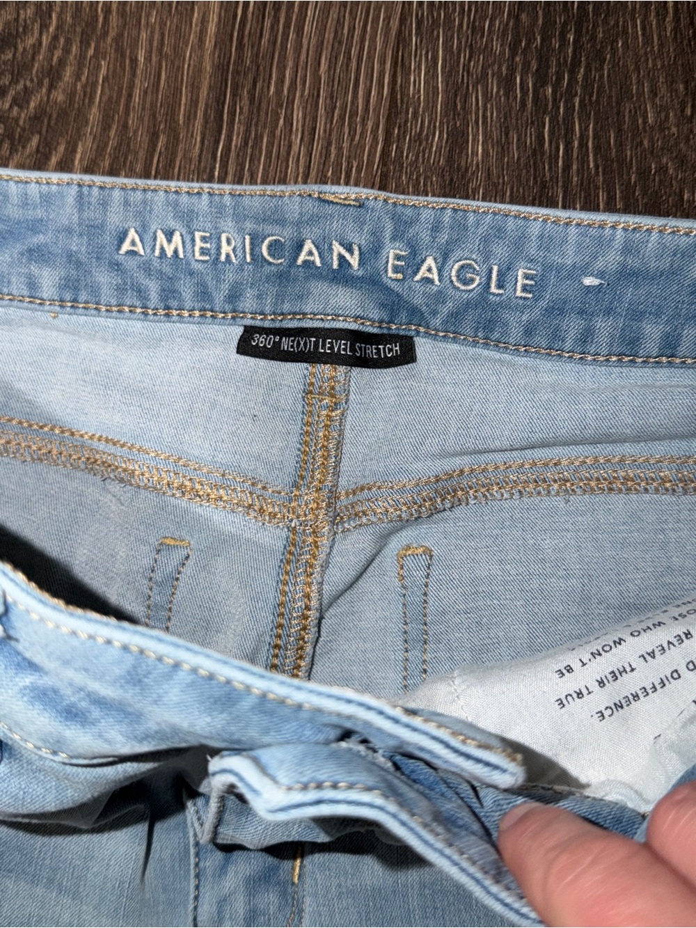 American Eagle 360 Next Level Stretch Distressed Skinny Jeans Women’s Size 8 - Picture 4 of 5
